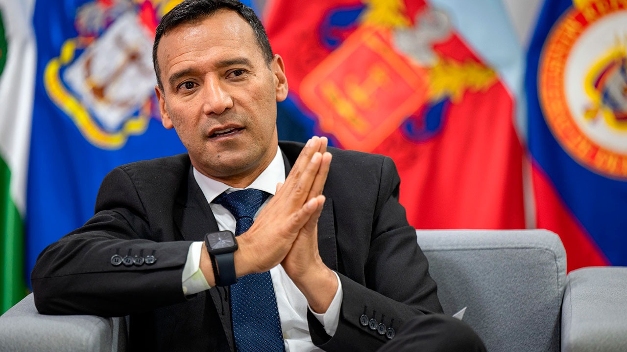 ministro de Defensa, Pedro Sánchez
